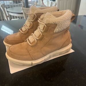 Women’s Sorel Boots, waterproof